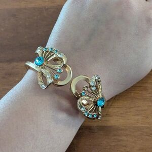 Gold Tone 60s Bracelet with Blue Accents